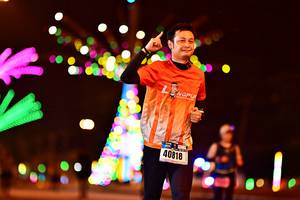 BIB: 40818
                            <button type="button" onclick="openModal(18121855)" class="btn btn-primary btn-sm float-right btn-popup" data-toggle="modal" data-target=".modal-high-quality">
                        <i class="fas fa-shopping-cart"></i> Add to Cart
                    </button>
                                            <button type="button" onclick="isThisMe(18121855, true)" class="btn btn-success btn-sm float-right btn-popup btn-isme hidden" data-toggle="tooltip" data-placement="bottom" title="นี่คือรูปของคุณใช่ไหม คลิกที่นี่เพื่อเอาเข้าอัลบั้ม">
                        <i class="fas fa-plus"></i> Add to album
                    </button>
                    <button type="button" onclick="isThisMe(18121855, false)" class="btn btn-warning btn-sm float-right btn-popup btn-isnotme hidden">
                        <i class="fas fa-ban"></i> Remove from album
                    </button>
