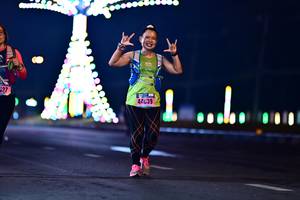 BIB: 40639, 
                            <button type="button" onclick="openModal(17383922)" class="btn btn-primary btn-sm float-right btn-popup" data-toggle="modal" data-target=".modal-high-quality">
                        <i class="fas fa-shopping-cart"></i> Add to Cart
                    </button>
                                            <button type="button" onclick="isThisMe(17383922, true)" class="btn btn-success btn-sm float-right btn-popup btn-isme hidden" data-toggle="tooltip" data-placement="bottom" title="นี่คือรูปของคุณใช่ไหม คลิกที่นี่เพื่อเอาเข้าอัลบั้ม">
                        <i class="fas fa-plus"></i> Add to album
                    </button>
                    <button type="button" onclick="isThisMe(17383922, false)" class="btn btn-warning btn-sm float-right btn-popup btn-isnotme hidden">
                        <i class="fas fa-ban"></i> Remove from album
                    </button>