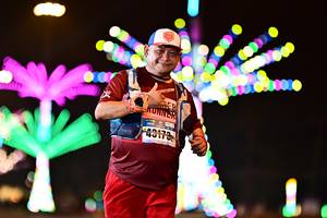 BIB: 4011
                            <button type="button" onclick="openModal(17396678)" class="btn btn-primary btn-sm float-right btn-popup" data-toggle="modal" data-target=".modal-high-quality">
                        <i class="fas fa-shopping-cart"></i> Add to Cart
                    </button>
                                            <button type="button" onclick="isThisMe(17396678, true)" class="btn btn-success btn-sm float-right btn-popup btn-isme hidden" data-toggle="tooltip" data-placement="bottom" title="นี่คือรูปของคุณใช่ไหม คลิกที่นี่เพื่อเอาเข้าอัลบั้ม">
                        <i class="fas fa-plus"></i> Add to album
                    </button>
                    <button type="button" onclick="isThisMe(17396678, false)" class="btn btn-warning btn-sm float-right btn-popup btn-isnotme hidden">
                        <i class="fas fa-ban"></i> Remove from album
                    </button>