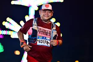 BIB: 401
                            <button type="button" onclick="openModal(17396934)" class="btn btn-primary btn-sm float-right btn-popup" data-toggle="modal" data-target=".modal-high-quality">
                        <i class="fas fa-shopping-cart"></i> Add to Cart
                    </button>
                                            <button type="button" onclick="isThisMe(17396934, true)" class="btn btn-success btn-sm float-right btn-popup btn-isme hidden" data-toggle="tooltip" data-placement="bottom" title="นี่คือรูปของคุณใช่ไหม คลิกที่นี่เพื่อเอาเข้าอัลบั้ม">
                        <i class="fas fa-plus"></i> Add to album
                    </button>
                    <button type="button" onclick="isThisMe(17396934, false)" class="btn btn-warning btn-sm float-right btn-popup btn-isnotme hidden">
                        <i class="fas fa-ban"></i> Remove from album
                    </button>