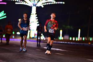 BIB: 40341, 43029
                            <button type="button" onclick="openModal(17282249)" class="btn btn-primary btn-sm float-right btn-popup" data-toggle="modal" data-target=".modal-high-quality">
                        <i class="fas fa-shopping-cart"></i> Add to Cart
                    </button>
                                            <button type="button" onclick="isThisMe(17282249, true)" class="btn btn-success btn-sm float-right btn-popup btn-isme hidden" data-toggle="tooltip" data-placement="bottom" title="นี่คือรูปของคุณใช่ไหม คลิกที่นี่เพื่อเอาเข้าอัลบั้ม">
                        <i class="fas fa-plus"></i> Add to album
                    </button>
                    <button type="button" onclick="isThisMe(17282249, false)" class="btn btn-warning btn-sm float-right btn-popup btn-isnotme hidden">
                        <i class="fas fa-ban"></i> Remove from album
                    </button>