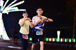 BIB: 40743, 44370
                            <button type="button" onclick="openModal(17347696)" class="btn btn-primary btn-sm float-right btn-popup" data-toggle="modal" data-target=".modal-high-quality">
                        <i class="fas fa-shopping-cart"></i> Add to Cart
                    </button>
                                            <button type="button" onclick="isThisMe(17347696, true)" class="btn btn-success btn-sm float-right btn-popup btn-isme hidden" data-toggle="tooltip" data-placement="bottom" title="นี่คือรูปของคุณใช่ไหม คลิกที่นี่เพื่อเอาเข้าอัลบั้ม">
                        <i class="fas fa-plus"></i> Add to album
                    </button>
                    <button type="button" onclick="isThisMe(17347696, false)" class="btn btn-warning btn-sm float-right btn-popup btn-isnotme hidden">
                        <i class="fas fa-ban"></i> Remove from album
                    </button>