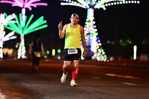 BIB: 41815
                            <button type="button" onclick="openModal(17368256)" class="btn btn-primary btn-sm float-right btn-popup" data-toggle="modal" data-target=".modal-high-quality">
                        <i class="fas fa-shopping-cart"></i> Add to Cart
                    </button>
                                            <button type="button" onclick="isThisMe(17368256, true)" class="btn btn-success btn-sm float-right btn-popup btn-isme hidden" data-toggle="tooltip" data-placement="bottom" title="นี่คือรูปของคุณใช่ไหม คลิกที่นี่เพื่อเอาเข้าอัลบั้ม">
                        <i class="fas fa-plus"></i> Add to album
                    </button>
                    <button type="button" onclick="isThisMe(17368256, false)" class="btn btn-warning btn-sm float-right btn-popup btn-isnotme hidden">
                        <i class="fas fa-ban"></i> Remove from album
                    </button>