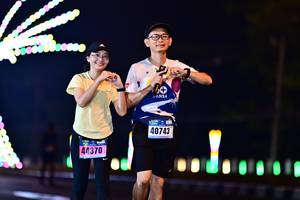 BIB: 40743, 44370
                            <button type="button" onclick="openModal(17347711)" class="btn btn-primary btn-sm float-right btn-popup" data-toggle="modal" data-target=".modal-high-quality">
                        <i class="fas fa-shopping-cart"></i> Add to Cart
                    </button>
                                            <button type="button" onclick="isThisMe(17347711, true)" class="btn btn-success btn-sm float-right btn-popup btn-isme hidden" data-toggle="tooltip" data-placement="bottom" title="นี่คือรูปของคุณใช่ไหม คลิกที่นี่เพื่อเอาเข้าอัลบั้ม">
                        <i class="fas fa-plus"></i> Add to album
                    </button>
                    <button type="button" onclick="isThisMe(17347711, false)" class="btn btn-warning btn-sm float-right btn-popup btn-isnotme hidden">
                        <i class="fas fa-ban"></i> Remove from album
                    </button>