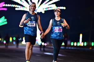 BIB: 41054, 44513
                            <button type="button" onclick="openModal(17511914)" class="btn btn-primary btn-sm float-right btn-popup" data-toggle="modal" data-target=".modal-high-quality">
                        <i class="fas fa-shopping-cart"></i> Add to Cart
                    </button>
                                            <button type="button" onclick="isThisMe(17511914, true)" class="btn btn-success btn-sm float-right btn-popup btn-isme hidden" data-toggle="tooltip" data-placement="bottom" title="นี่คือรูปของคุณใช่ไหม คลิกที่นี่เพื่อเอาเข้าอัลบั้ม">
                        <i class="fas fa-plus"></i> Add to album
                    </button>
                    <button type="button" onclick="isThisMe(17511914, false)" class="btn btn-warning btn-sm float-right btn-popup btn-isnotme hidden">
                        <i class="fas fa-ban"></i> Remove from album
                    </button>