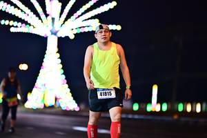 BIB: 41815
                            <button type="button" onclick="openModal(17368597)" class="btn btn-primary btn-sm float-right btn-popup" data-toggle="modal" data-target=".modal-high-quality">
                        <i class="fas fa-shopping-cart"></i> Add to Cart
                    </button>
                                            <button type="button" onclick="isThisMe(17368597, true)" class="btn btn-success btn-sm float-right btn-popup btn-isme hidden" data-toggle="tooltip" data-placement="bottom" title="นี่คือรูปของคุณใช่ไหม คลิกที่นี่เพื่อเอาเข้าอัลบั้ม">
                        <i class="fas fa-plus"></i> Add to album
                    </button>
                    <button type="button" onclick="isThisMe(17368597, false)" class="btn btn-warning btn-sm float-right btn-popup btn-isnotme hidden">
                        <i class="fas fa-ban"></i> Remove from album
                    </button>