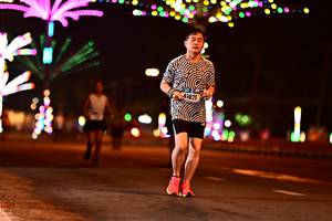 BIB: 41025
                            <button type="button" onclick="openModal(17316511)" class="btn btn-primary btn-sm float-right btn-popup" data-toggle="modal" data-target=".modal-high-quality">
                        <i class="fas fa-shopping-cart"></i> Add to Cart
                    </button>
                                            <button type="button" onclick="isThisMe(17316511, true)" class="btn btn-success btn-sm float-right btn-popup btn-isme hidden" data-toggle="tooltip" data-placement="bottom" title="นี่คือรูปของคุณใช่ไหม คลิกที่นี่เพื่อเอาเข้าอัลบั้ม">
                        <i class="fas fa-plus"></i> Add to album
                    </button>
                    <button type="button" onclick="isThisMe(17316511, false)" class="btn btn-warning btn-sm float-right btn-popup btn-isnotme hidden">
                        <i class="fas fa-ban"></i> Remove from album
                    </button>
