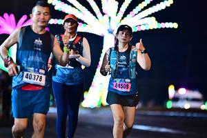 BIB: 40378, 44509
                            <button type="button" onclick="openModal(17194942)" class="btn btn-primary btn-sm float-right btn-popup" data-toggle="modal" data-target=".modal-high-quality">
                        <i class="fas fa-shopping-cart"></i> Add to Cart
                    </button>
                                            <button type="button" onclick="isThisMe(17194942, true)" class="btn btn-success btn-sm float-right btn-popup btn-isme hidden" data-toggle="tooltip" data-placement="bottom" title="นี่คือรูปของคุณใช่ไหม คลิกที่นี่เพื่อเอาเข้าอัลบั้ม">
                        <i class="fas fa-plus"></i> Add to album
                    </button>
                    <button type="button" onclick="isThisMe(17194942, false)" class="btn btn-warning btn-sm float-right btn-popup btn-isnotme hidden">
                        <i class="fas fa-ban"></i> Remove from album
                    </button>