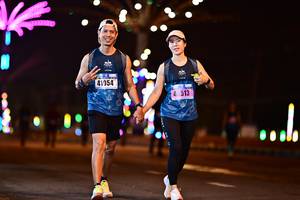 BIB: 41054, 513
                            <button type="button" onclick="openModal(17348110)" class="btn btn-primary btn-sm float-right btn-popup" data-toggle="modal" data-target=".modal-high-quality">
                        <i class="fas fa-shopping-cart"></i> Add to Cart
                    </button>
                                            <button type="button" onclick="isThisMe(17348110, true)" class="btn btn-success btn-sm float-right btn-popup btn-isme hidden" data-toggle="tooltip" data-placement="bottom" title="นี่คือรูปของคุณใช่ไหม คลิกที่นี่เพื่อเอาเข้าอัลบั้ม">
                        <i class="fas fa-plus"></i> Add to album
                    </button>
                    <button type="button" onclick="isThisMe(17348110, false)" class="btn btn-warning btn-sm float-right btn-popup btn-isnotme hidden">
                        <i class="fas fa-ban"></i> Remove from album
                    </button>