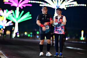 BIB: 882, 4450
                            <button type="button" onclick="openModal(17323277)" class="btn btn-primary btn-sm float-right btn-popup" data-toggle="modal" data-target=".modal-high-quality">
                        <i class="fas fa-shopping-cart"></i> Add to Cart
                    </button>
                                            <button type="button" onclick="isThisMe(17323277, true)" class="btn btn-success btn-sm float-right btn-popup btn-isme hidden" data-toggle="tooltip" data-placement="bottom" title="นี่คือรูปของคุณใช่ไหม คลิกที่นี่เพื่อเอาเข้าอัลบั้ม">
                        <i class="fas fa-plus"></i> Add to album
                    </button>
                    <button type="button" onclick="isThisMe(17323277, false)" class="btn btn-warning btn-sm float-right btn-popup btn-isnotme hidden">
                        <i class="fas fa-ban"></i> Remove from album
                    </button>