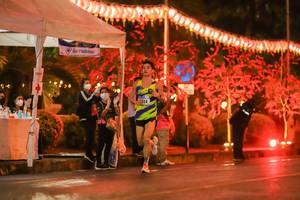 BIB: 324
                            <button type="button" onclick="openModal(17800127)" class="btn btn-primary btn-sm float-right btn-popup" data-toggle="modal" data-target=".modal-high-quality">
                        <i class="fas fa-shopping-cart"></i> Add to Cart
                    </button>
                                            <button type="button" onclick="isThisMe(17800127, true)" class="btn btn-success btn-sm float-right btn-popup btn-isme hidden" data-toggle="tooltip" data-placement="bottom" title="นี่คือรูปของคุณใช่ไหม คลิกที่นี่เพื่อเอาเข้าอัลบั้ม">
                        <i class="fas fa-plus"></i> Add to album
                    </button>
                    <button type="button" onclick="isThisMe(17800127, false)" class="btn btn-warning btn-sm float-right btn-popup btn-isnotme hidden">
                        <i class="fas fa-ban"></i> Remove from album
                    </button>