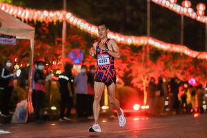 BIB: 40333
                            <button type="button" onclick="openModal(17800108)" class="btn btn-primary btn-sm float-right btn-popup" data-toggle="modal" data-target=".modal-high-quality">
                        <i class="fas fa-shopping-cart"></i> Add to Cart
                    </button>
                                            <button type="button" onclick="isThisMe(17800108, true)" class="btn btn-success btn-sm float-right btn-popup btn-isme hidden" data-toggle="tooltip" data-placement="bottom" title="นี่คือรูปของคุณใช่ไหม คลิกที่นี่เพื่อเอาเข้าอัลบั้ม">
                        <i class="fas fa-plus"></i> Add to album
                    </button>
                    <button type="button" onclick="isThisMe(17800108, false)" class="btn btn-warning btn-sm float-right btn-popup btn-isnotme hidden">
                        <i class="fas fa-ban"></i> Remove from album
                    </button>