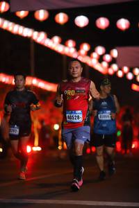 BIB: 40528, 414667
                            <button type="button" onclick="openModal(17270352)" class="btn btn-primary btn-sm float-right btn-popup" data-toggle="modal" data-target=".modal-high-quality">
                        <i class="fas fa-shopping-cart"></i> Add to Cart
                    </button>
                                            <button type="button" onclick="isThisMe(17270352, true)" class="btn btn-success btn-sm float-right btn-popup btn-isme hidden" data-toggle="tooltip" data-placement="bottom" title="นี่คือรูปของคุณใช่ไหม คลิกที่นี่เพื่อเอาเข้าอัลบั้ม">
                        <i class="fas fa-plus"></i> Add to album
                    </button>
                    <button type="button" onclick="isThisMe(17270352, false)" class="btn btn-warning btn-sm float-right btn-popup btn-isnotme hidden">
                        <i class="fas fa-ban"></i> Remove from album
                    </button>