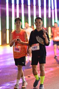 BIB: 7360, 21817
                            <button type="button" onclick="openModal(16241808)" class="btn btn-primary btn-sm float-right btn-popup" data-toggle="modal" data-target=".modal-high-quality">
                        <i class="fas fa-shopping-cart"></i> Add to Cart
                    </button>
                                            <button type="button" onclick="isThisMe(16241808, true)" class="btn btn-success btn-sm float-right btn-popup btn-isme hidden" data-toggle="tooltip" data-placement="bottom" title="นี่คือรูปของคุณใช่ไหม คลิกที่นี่เพื่อเอาเข้าอัลบั้ม">
                        <i class="fas fa-plus"></i> Add to album
                    </button>
                    <button type="button" onclick="isThisMe(16241808, false)" class="btn btn-warning btn-sm float-right btn-popup btn-isnotme hidden">
                        <i class="fas fa-ban"></i> Remove from album
                    </button>