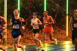 BIB: 4124, 231, 41130
                            <button type="button" onclick="openModal(16225082)" class="btn btn-primary btn-sm float-right btn-popup" data-toggle="modal" data-target=".modal-high-quality">
                        <i class="fas fa-shopping-cart"></i> Add to Cart
                    </button>
                                            <button type="button" onclick="isThisMe(16225082, true)" class="btn btn-success btn-sm float-right btn-popup btn-isme hidden" data-toggle="tooltip" data-placement="bottom" title="นี่คือรูปของคุณใช่ไหม คลิกที่นี่เพื่อเอาเข้าอัลบั้ม">
                        <i class="fas fa-plus"></i> Add to album
                    </button>
                    <button type="button" onclick="isThisMe(16225082, false)" class="btn btn-warning btn-sm float-right btn-popup btn-isnotme hidden">
                        <i class="fas fa-ban"></i> Remove from album
                    </button>