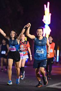 BIB: 44010, 41539
                            <button type="button" onclick="openModal(17211683)" class="btn btn-primary btn-sm float-right btn-popup" data-toggle="modal" data-target=".modal-high-quality">
                        <i class="fas fa-shopping-cart"></i> Add to Cart
                    </button>
                                            <button type="button" onclick="isThisMe(17211683, true)" class="btn btn-success btn-sm float-right btn-popup btn-isme hidden" data-toggle="tooltip" data-placement="bottom" title="นี่คือรูปของคุณใช่ไหม คลิกที่นี่เพื่อเอาเข้าอัลบั้ม">
                        <i class="fas fa-plus"></i> Add to album
                    </button>
                    <button type="button" onclick="isThisMe(17211683, false)" class="btn btn-warning btn-sm float-right btn-popup btn-isnotme hidden">
                        <i class="fas fa-ban"></i> Remove from album
                    </button>