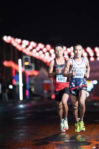 BIB: 0064, 41012
                            <button type="button" onclick="openModal(16073112)" class="btn btn-primary btn-sm float-right btn-popup" data-toggle="modal" data-target=".modal-high-quality">
                        <i class="fas fa-shopping-cart"></i> Add to Cart
                    </button>
                                            <button type="button" onclick="isThisMe(16073112, true)" class="btn btn-success btn-sm float-right btn-popup btn-isme hidden" data-toggle="tooltip" data-placement="bottom" title="นี่คือรูปของคุณใช่ไหม คลิกที่นี่เพื่อเอาเข้าอัลบั้ม">
                        <i class="fas fa-plus"></i> Add to album
                    </button>
                    <button type="button" onclick="isThisMe(16073112, false)" class="btn btn-warning btn-sm float-right btn-popup btn-isnotme hidden">
                        <i class="fas fa-ban"></i> Remove from album
                    </button>