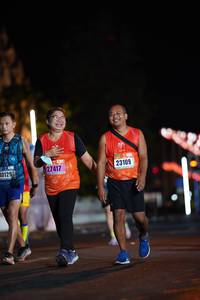 BIB: 0129, 27417, 23109
                            <button type="button" onclick="openModal(16171538)" class="btn btn-primary btn-sm float-right btn-popup" data-toggle="modal" data-target=".modal-high-quality">
                        <i class="fas fa-shopping-cart"></i> Add to Cart
                    </button>
                                            <button type="button" onclick="isThisMe(16171538, true)" class="btn btn-success btn-sm float-right btn-popup btn-isme hidden" data-toggle="tooltip" data-placement="bottom" title="นี่คือรูปของคุณใช่ไหม คลิกที่นี่เพื่อเอาเข้าอัลบั้ม">
                        <i class="fas fa-plus"></i> Add to album
                    </button>
                    <button type="button" onclick="isThisMe(16171538, false)" class="btn btn-warning btn-sm float-right btn-popup btn-isnotme hidden">
                        <i class="fas fa-ban"></i> Remove from album
                    </button>