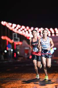 BIB: 40064, 1012
                            <button type="button" onclick="openModal(16073120)" class="btn btn-primary btn-sm float-right btn-popup" data-toggle="modal" data-target=".modal-high-quality">
                        <i class="fas fa-shopping-cart"></i> Add to Cart
                    </button>
                                            <button type="button" onclick="isThisMe(16073120, true)" class="btn btn-success btn-sm float-right btn-popup btn-isme hidden" data-toggle="tooltip" data-placement="bottom" title="นี่คือรูปของคุณใช่ไหม คลิกที่นี่เพื่อเอาเข้าอัลบั้ม">
                        <i class="fas fa-plus"></i> Add to album
                    </button>
                    <button type="button" onclick="isThisMe(16073120, false)" class="btn btn-warning btn-sm float-right btn-popup btn-isnotme hidden">
                        <i class="fas fa-ban"></i> Remove from album
                    </button>