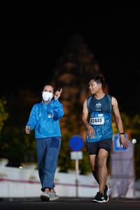 BIB: 42449
                            <button type="button" onclick="openModal(18104411)" class="btn btn-primary btn-sm float-right btn-popup" data-toggle="modal" data-target=".modal-high-quality">
                        <i class="fas fa-shopping-cart"></i> Add to Cart
                    </button>
                                            <button type="button" onclick="isThisMe(18104411, true)" class="btn btn-success btn-sm float-right btn-popup btn-isme hidden" data-toggle="tooltip" data-placement="bottom" title="นี่คือรูปของคุณใช่ไหม คลิกที่นี่เพื่อเอาเข้าอัลบั้ม">
                        <i class="fas fa-plus"></i> Add to album
                    </button>
                    <button type="button" onclick="isThisMe(18104411, false)" class="btn btn-warning btn-sm float-right btn-popup btn-isnotme hidden">
                        <i class="fas fa-ban"></i> Remove from album
                    </button>