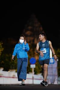 BIB: 449
                            <button type="button" onclick="openModal(18104410)" class="btn btn-primary btn-sm float-right btn-popup" data-toggle="modal" data-target=".modal-high-quality">
                        <i class="fas fa-shopping-cart"></i> Add to Cart
                    </button>
                                            <button type="button" onclick="isThisMe(18104410, true)" class="btn btn-success btn-sm float-right btn-popup btn-isme hidden" data-toggle="tooltip" data-placement="bottom" title="นี่คือรูปของคุณใช่ไหม คลิกที่นี่เพื่อเอาเข้าอัลบั้ม">
                        <i class="fas fa-plus"></i> Add to album
                    </button>
                    <button type="button" onclick="isThisMe(18104410, false)" class="btn btn-warning btn-sm float-right btn-popup btn-isnotme hidden">
                        <i class="fas fa-ban"></i> Remove from album
                    </button>