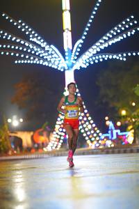 BIB: 40110
                            <button type="button" onclick="openModal(16196143)" class="btn btn-primary btn-sm float-right btn-popup" data-toggle="modal" data-target=".modal-high-quality">
                        <i class="fas fa-shopping-cart"></i> Add to Cart
                    </button>
                                            <button type="button" onclick="isThisMe(16196143, true)" class="btn btn-success btn-sm float-right btn-popup btn-isme hidden" data-toggle="tooltip" data-placement="bottom" title="นี่คือรูปของคุณใช่ไหม คลิกที่นี่เพื่อเอาเข้าอัลบั้ม">
                        <i class="fas fa-plus"></i> Add to album
                    </button>
                    <button type="button" onclick="isThisMe(16196143, false)" class="btn btn-warning btn-sm float-right btn-popup btn-isnotme hidden">
                        <i class="fas fa-ban"></i> Remove from album
                    </button>