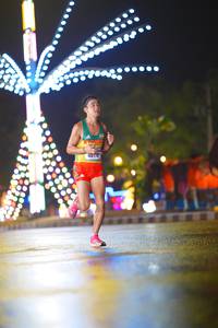 BIB: 410
                            <button type="button" onclick="openModal(16196393)" class="btn btn-primary btn-sm float-right btn-popup" data-toggle="modal" data-target=".modal-high-quality">
                        <i class="fas fa-shopping-cart"></i> Add to Cart
                    </button>
                                            <button type="button" onclick="isThisMe(16196393, true)" class="btn btn-success btn-sm float-right btn-popup btn-isme hidden" data-toggle="tooltip" data-placement="bottom" title="นี่คือรูปของคุณใช่ไหม คลิกที่นี่เพื่อเอาเข้าอัลบั้ม">
                        <i class="fas fa-plus"></i> Add to album
                    </button>
                    <button type="button" onclick="isThisMe(16196393, false)" class="btn btn-warning btn-sm float-right btn-popup btn-isnotme hidden">
                        <i class="fas fa-ban"></i> Remove from album
                    </button>