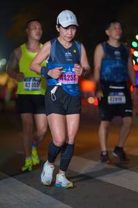 BIB: 4255, 42055, 42910
                            <button type="button" onclick="openModal(17671302)" class="btn btn-primary btn-sm float-right btn-popup" data-toggle="modal" data-target=".modal-high-quality">
                        <i class="fas fa-shopping-cart"></i> Add to Cart
                    </button>
                                            <button type="button" onclick="isThisMe(17671302, true)" class="btn btn-success btn-sm float-right btn-popup btn-isme hidden" data-toggle="tooltip" data-placement="bottom" title="นี่คือรูปของคุณใช่ไหม คลิกที่นี่เพื่อเอาเข้าอัลบั้ม">
                        <i class="fas fa-plus"></i> Add to album
                    </button>
                    <button type="button" onclick="isThisMe(17671302, false)" class="btn btn-warning btn-sm float-right btn-popup btn-isnotme hidden">
                        <i class="fas fa-ban"></i> Remove from album
                    </button>