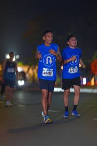 BIB: 42521, 40408
                            <button type="button" onclick="openModal(17736651)" class="btn btn-primary btn-sm float-right btn-popup" data-toggle="modal" data-target=".modal-high-quality">
                        <i class="fas fa-shopping-cart"></i> Add to Cart
                    </button>
                                            <button type="button" onclick="isThisMe(17736651, true)" class="btn btn-success btn-sm float-right btn-popup btn-isme hidden" data-toggle="tooltip" data-placement="bottom" title="นี่คือรูปของคุณใช่ไหม คลิกที่นี่เพื่อเอาเข้าอัลบั้ม">
                        <i class="fas fa-plus"></i> Add to album
                    </button>
                    <button type="button" onclick="isThisMe(17736651, false)" class="btn btn-warning btn-sm float-right btn-popup btn-isnotme hidden">
                        <i class="fas fa-ban"></i> Remove from album
                    </button>
