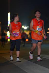BIB: 0101, 27300
                            <button type="button" onclick="openModal(17677118)" class="btn btn-primary btn-sm float-right btn-popup" data-toggle="modal" data-target=".modal-high-quality">
                        <i class="fas fa-shopping-cart"></i> Add to Cart
                    </button>
                                            <button type="button" onclick="isThisMe(17677118, true)" class="btn btn-success btn-sm float-right btn-popup btn-isme hidden" data-toggle="tooltip" data-placement="bottom" title="นี่คือรูปของคุณใช่ไหม คลิกที่นี่เพื่อเอาเข้าอัลบั้ม">
                        <i class="fas fa-plus"></i> Add to album
                    </button>
                    <button type="button" onclick="isThisMe(17677118, false)" class="btn btn-warning btn-sm float-right btn-popup btn-isnotme hidden">
                        <i class="fas fa-ban"></i> Remove from album
                    </button>