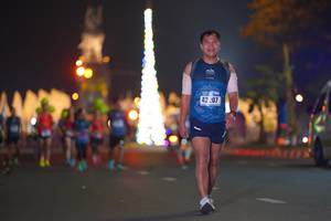 BIB: 207
                            <button type="button" onclick="openModal(17755789)" class="btn btn-primary btn-sm float-right btn-popup" data-toggle="modal" data-target=".modal-high-quality">
                        <i class="fas fa-shopping-cart"></i> Add to Cart
                    </button>
                                            <button type="button" onclick="isThisMe(17755789, true)" class="btn btn-success btn-sm float-right btn-popup btn-isme hidden" data-toggle="tooltip" data-placement="bottom" title="นี่คือรูปของคุณใช่ไหม คลิกที่นี่เพื่อเอาเข้าอัลบั้ม">
                        <i class="fas fa-plus"></i> Add to album
                    </button>
                    <button type="button" onclick="isThisMe(17755789, false)" class="btn btn-warning btn-sm float-right btn-popup btn-isnotme hidden">
                        <i class="fas fa-ban"></i> Remove from album
                    </button>