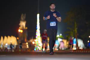 BIB: 40473
                            <button type="button" onclick="openModal(17761441)" class="btn btn-primary btn-sm float-right btn-popup" data-toggle="modal" data-target=".modal-high-quality">
                        <i class="fas fa-shopping-cart"></i> Add to Cart
                    </button>
                                            <button type="button" onclick="isThisMe(17761441, true)" class="btn btn-success btn-sm float-right btn-popup btn-isme hidden" data-toggle="tooltip" data-placement="bottom" title="นี่คือรูปของคุณใช่ไหม คลิกที่นี่เพื่อเอาเข้าอัลบั้ม">
                        <i class="fas fa-plus"></i> Add to album
                    </button>
                    <button type="button" onclick="isThisMe(17761441, false)" class="btn btn-warning btn-sm float-right btn-popup btn-isnotme hidden">
                        <i class="fas fa-ban"></i> Remove from album
                    </button>