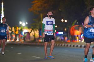 BIB: 431, 40411
                            <button type="button" onclick="openModal(17755721)" class="btn btn-primary btn-sm float-right btn-popup" data-toggle="modal" data-target=".modal-high-quality">
                        <i class="fas fa-shopping-cart"></i> Add to Cart
                    </button>
                                            <button type="button" onclick="isThisMe(17755721, true)" class="btn btn-success btn-sm float-right btn-popup btn-isme hidden" data-toggle="tooltip" data-placement="bottom" title="นี่คือรูปของคุณใช่ไหม คลิกที่นี่เพื่อเอาเข้าอัลบั้ม">
                        <i class="fas fa-plus"></i> Add to album
                    </button>
                    <button type="button" onclick="isThisMe(17755721, false)" class="btn btn-warning btn-sm float-right btn-popup btn-isnotme hidden">
                        <i class="fas fa-ban"></i> Remove from album
                    </button>