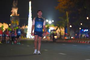 BIB: 207
                            <button type="button" onclick="openModal(17755731)" class="btn btn-primary btn-sm float-right btn-popup" data-toggle="modal" data-target=".modal-high-quality">
                        <i class="fas fa-shopping-cart"></i> Add to Cart
                    </button>
                                            <button type="button" onclick="isThisMe(17755731, true)" class="btn btn-success btn-sm float-right btn-popup btn-isme hidden" data-toggle="tooltip" data-placement="bottom" title="นี่คือรูปของคุณใช่ไหม คลิกที่นี่เพื่อเอาเข้าอัลบั้ม">
                        <i class="fas fa-plus"></i> Add to album
                    </button>
                    <button type="button" onclick="isThisMe(17755731, false)" class="btn btn-warning btn-sm float-right btn-popup btn-isnotme hidden">
                        <i class="fas fa-ban"></i> Remove from album
                    </button>