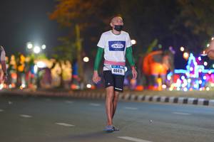 BIB: 40411
                            <button type="button" onclick="openModal(17755735)" class="btn btn-primary btn-sm float-right btn-popup" data-toggle="modal" data-target=".modal-high-quality">
                        <i class="fas fa-shopping-cart"></i> Add to Cart
                    </button>
                                            <button type="button" onclick="isThisMe(17755735, true)" class="btn btn-success btn-sm float-right btn-popup btn-isme hidden" data-toggle="tooltip" data-placement="bottom" title="นี่คือรูปของคุณใช่ไหม คลิกที่นี่เพื่อเอาเข้าอัลบั้ม">
                        <i class="fas fa-plus"></i> Add to album
                    </button>
                    <button type="button" onclick="isThisMe(17755735, false)" class="btn btn-warning btn-sm float-right btn-popup btn-isnotme hidden">
                        <i class="fas fa-ban"></i> Remove from album
                    </button>