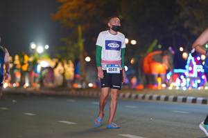 BIB: 40411
                            <button type="button" onclick="openModal(17755728)" class="btn btn-primary btn-sm float-right btn-popup" data-toggle="modal" data-target=".modal-high-quality">
                        <i class="fas fa-shopping-cart"></i> Add to Cart
                    </button>
                                            <button type="button" onclick="isThisMe(17755728, true)" class="btn btn-success btn-sm float-right btn-popup btn-isme hidden" data-toggle="tooltip" data-placement="bottom" title="นี่คือรูปของคุณใช่ไหม คลิกที่นี่เพื่อเอาเข้าอัลบั้ม">
                        <i class="fas fa-plus"></i> Add to album
                    </button>
                    <button type="button" onclick="isThisMe(17755728, false)" class="btn btn-warning btn-sm float-right btn-popup btn-isnotme hidden">
                        <i class="fas fa-ban"></i> Remove from album
                    </button>