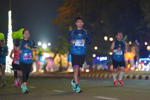 BIB: 0284, 44101
                            <button type="button" onclick="openModal(17755864)" class="btn btn-primary btn-sm float-right btn-popup" data-toggle="modal" data-target=".modal-high-quality">
                        <i class="fas fa-shopping-cart"></i> Add to Cart
                    </button>
                                            <button type="button" onclick="isThisMe(17755864, true)" class="btn btn-success btn-sm float-right btn-popup btn-isme hidden" data-toggle="tooltip" data-placement="bottom" title="นี่คือรูปของคุณใช่ไหม คลิกที่นี่เพื่อเอาเข้าอัลบั้ม">
                        <i class="fas fa-plus"></i> Add to album
                    </button>
                    <button type="button" onclick="isThisMe(17755864, false)" class="btn btn-warning btn-sm float-right btn-popup btn-isnotme hidden">
                        <i class="fas fa-ban"></i> Remove from album
                    </button>