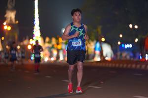 BIB: 41067
                            <button type="button" onclick="openModal(17750911)" class="btn btn-primary btn-sm float-right btn-popup" data-toggle="modal" data-target=".modal-high-quality">
                        <i class="fas fa-shopping-cart"></i> Add to Cart
                    </button>
                                            <button type="button" onclick="isThisMe(17750911, true)" class="btn btn-success btn-sm float-right btn-popup btn-isme hidden" data-toggle="tooltip" data-placement="bottom" title="นี่คือรูปของคุณใช่ไหม คลิกที่นี่เพื่อเอาเข้าอัลบั้ม">
                        <i class="fas fa-plus"></i> Add to album
                    </button>
                    <button type="button" onclick="isThisMe(17750911, false)" class="btn btn-warning btn-sm float-right btn-popup btn-isnotme hidden">
                        <i class="fas fa-ban"></i> Remove from album
                    </button>