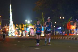 BIB: 4405
                            <button type="button" onclick="openModal(17758760)" class="btn btn-primary btn-sm float-right btn-popup" data-toggle="modal" data-target=".modal-high-quality">
                        <i class="fas fa-shopping-cart"></i> Add to Cart
                    </button>
                                            <button type="button" onclick="isThisMe(17758760, true)" class="btn btn-success btn-sm float-right btn-popup btn-isme hidden" data-toggle="tooltip" data-placement="bottom" title="นี่คือรูปของคุณใช่ไหม คลิกที่นี่เพื่อเอาเข้าอัลบั้ม">
                        <i class="fas fa-plus"></i> Add to album
                    </button>
                    <button type="button" onclick="isThisMe(17758760, false)" class="btn btn-warning btn-sm float-right btn-popup btn-isnotme hidden">
                        <i class="fas fa-ban"></i> Remove from album
                    </button>