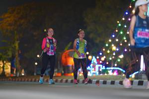 BIB: 4220
                            <button type="button" onclick="openModal(17751727)" class="btn btn-primary btn-sm float-right btn-popup" data-toggle="modal" data-target=".modal-high-quality">
                        <i class="fas fa-shopping-cart"></i> Add to Cart
                    </button>
                                            <button type="button" onclick="isThisMe(17751727, true)" class="btn btn-success btn-sm float-right btn-popup btn-isme hidden" data-toggle="tooltip" data-placement="bottom" title="นี่คือรูปของคุณใช่ไหม คลิกที่นี่เพื่อเอาเข้าอัลบั้ม">
                        <i class="fas fa-plus"></i> Add to album
                    </button>
                    <button type="button" onclick="isThisMe(17751727, false)" class="btn btn-warning btn-sm float-right btn-popup btn-isnotme hidden">
                        <i class="fas fa-ban"></i> Remove from album
                    </button>