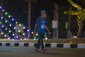 BIB: 4309
                            <button type="button" onclick="openModal(17756423)" class="btn btn-primary btn-sm float-right btn-popup" data-toggle="modal" data-target=".modal-high-quality">
                        <i class="fas fa-shopping-cart"></i> Add to Cart
                    </button>
                                            <button type="button" onclick="isThisMe(17756423, true)" class="btn btn-success btn-sm float-right btn-popup btn-isme hidden" data-toggle="tooltip" data-placement="bottom" title="นี่คือรูปของคุณใช่ไหม คลิกที่นี่เพื่อเอาเข้าอัลบั้ม">
                        <i class="fas fa-plus"></i> Add to album
                    </button>
                    <button type="button" onclick="isThisMe(17756423, false)" class="btn btn-warning btn-sm float-right btn-popup btn-isnotme hidden">
                        <i class="fas fa-ban"></i> Remove from album
                    </button>