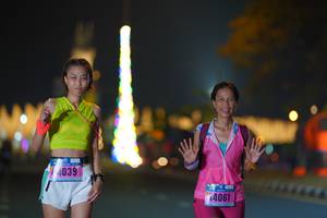 BIB: 4039, 4061
                            <button type="button" onclick="openModal(17757322)" class="btn btn-primary btn-sm float-right btn-popup" data-toggle="modal" data-target=".modal-high-quality">
                        <i class="fas fa-shopping-cart"></i> Add to Cart
                    </button>
                                            <button type="button" onclick="isThisMe(17757322, true)" class="btn btn-success btn-sm float-right btn-popup btn-isme hidden" data-toggle="tooltip" data-placement="bottom" title="นี่คือรูปของคุณใช่ไหม คลิกที่นี่เพื่อเอาเข้าอัลบั้ม">
                        <i class="fas fa-plus"></i> Add to album
                    </button>
                    <button type="button" onclick="isThisMe(17757322, false)" class="btn btn-warning btn-sm float-right btn-popup btn-isnotme hidden">
                        <i class="fas fa-ban"></i> Remove from album
                    </button>