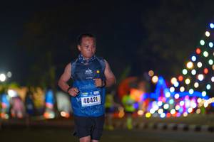 BIB: 40421
                            <button type="button" onclick="openModal(17708265)" class="btn btn-primary btn-sm float-right btn-popup" data-toggle="modal" data-target=".modal-high-quality">
                        <i class="fas fa-shopping-cart"></i> Add to Cart
                    </button>
                                            <button type="button" onclick="isThisMe(17708265, true)" class="btn btn-success btn-sm float-right btn-popup btn-isme hidden" data-toggle="tooltip" data-placement="bottom" title="นี่คือรูปของคุณใช่ไหม คลิกที่นี่เพื่อเอาเข้าอัลบั้ม">
                        <i class="fas fa-plus"></i> Add to album
                    </button>
                    <button type="button" onclick="isThisMe(17708265, false)" class="btn btn-warning btn-sm float-right btn-popup btn-isnotme hidden">
                        <i class="fas fa-ban"></i> Remove from album
                    </button>
