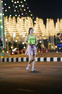 BIB: 440
                            <button type="button" onclick="openModal(18049622)" class="btn btn-primary btn-sm float-right btn-popup" data-toggle="modal" data-target=".modal-high-quality">
                        <i class="fas fa-shopping-cart"></i> Add to Cart
                    </button>
                                            <button type="button" onclick="isThisMe(18049622, true)" class="btn btn-success btn-sm float-right btn-popup btn-isme hidden" data-toggle="tooltip" data-placement="bottom" title="นี่คือรูปของคุณใช่ไหม คลิกที่นี่เพื่อเอาเข้าอัลบั้ม">
                        <i class="fas fa-plus"></i> Add to album
                    </button>
                    <button type="button" onclick="isThisMe(18049622, false)" class="btn btn-warning btn-sm float-right btn-popup btn-isnotme hidden">
                        <i class="fas fa-ban"></i> Remove from album
                    </button>