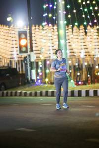 BIB: 4830
                            <button type="button" onclick="openModal(18049615)" class="btn btn-primary btn-sm float-right btn-popup" data-toggle="modal" data-target=".modal-high-quality">
                        <i class="fas fa-shopping-cart"></i> Add to Cart
                    </button>
                                            <button type="button" onclick="isThisMe(18049615, true)" class="btn btn-success btn-sm float-right btn-popup btn-isme hidden" data-toggle="tooltip" data-placement="bottom" title="นี่คือรูปของคุณใช่ไหม คลิกที่นี่เพื่อเอาเข้าอัลบั้ม">
                        <i class="fas fa-plus"></i> Add to album
                    </button>
                    <button type="button" onclick="isThisMe(18049615, false)" class="btn btn-warning btn-sm float-right btn-popup btn-isnotme hidden">
                        <i class="fas fa-ban"></i> Remove from album
                    </button>