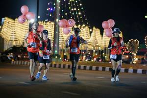 BIB: 
                            <button type="button" onclick="openModal(18049764)" class="btn btn-primary btn-sm float-right btn-popup" data-toggle="modal" data-target=".modal-high-quality">
                        <i class="fas fa-shopping-cart"></i> Add to Cart
                    </button>
                                            <button type="button" onclick="isThisMe(18049764, true)" class="btn btn-success btn-sm float-right btn-popup btn-isme hidden" data-toggle="tooltip" data-placement="bottom" title="นี่คือรูปของคุณใช่ไหม คลิกที่นี่เพื่อเอาเข้าอัลบั้ม">
                        <i class="fas fa-plus"></i> Add to album
                    </button>
                    <button type="button" onclick="isThisMe(18049764, false)" class="btn btn-warning btn-sm float-right btn-popup btn-isnotme hidden">
                        <i class="fas fa-ban"></i> Remove from album
                    </button>