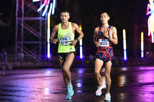 BIB: 2401, 10333
                            <button type="button" onclick="openModal(17154775)" class="btn btn-primary btn-sm float-right btn-popup" data-toggle="modal" data-target=".modal-high-quality">
                        <i class="fas fa-shopping-cart"></i> Add to Cart
                    </button>
                                            <button type="button" onclick="isThisMe(17154775, true)" class="btn btn-success btn-sm float-right btn-popup btn-isme hidden" data-toggle="tooltip" data-placement="bottom" title="นี่คือรูปของคุณใช่ไหม คลิกที่นี่เพื่อเอาเข้าอัลบั้ม">
                        <i class="fas fa-plus"></i> Add to album
                    </button>
                    <button type="button" onclick="isThisMe(17154775, false)" class="btn btn-warning btn-sm float-right btn-popup btn-isnotme hidden">
                        <i class="fas fa-ban"></i> Remove from album
                    </button>