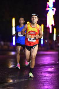 BIB: 242, 77201
                            <button type="button" onclick="openModal(17175736)" class="btn btn-primary btn-sm float-right btn-popup" data-toggle="modal" data-target=".modal-high-quality">
                        <i class="fas fa-shopping-cart"></i> Add to Cart
                    </button>
                                            <button type="button" onclick="isThisMe(17175736, true)" class="btn btn-success btn-sm float-right btn-popup btn-isme hidden" data-toggle="tooltip" data-placement="bottom" title="นี่คือรูปของคุณใช่ไหม คลิกที่นี่เพื่อเอาเข้าอัลบั้ม">
                        <i class="fas fa-plus"></i> Add to album
                    </button>
                    <button type="button" onclick="isThisMe(17175736, false)" class="btn btn-warning btn-sm float-right btn-popup btn-isnotme hidden">
                        <i class="fas fa-ban"></i> Remove from album
                    </button>
