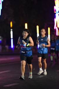 BIB: 4106
                            <button type="button" onclick="openModal(17411799)" class="btn btn-primary btn-sm float-right btn-popup" data-toggle="modal" data-target=".modal-high-quality">
                        <i class="fas fa-shopping-cart"></i> Add to Cart
                    </button>
                                            <button type="button" onclick="isThisMe(17411799, true)" class="btn btn-success btn-sm float-right btn-popup btn-isme hidden" data-toggle="tooltip" data-placement="bottom" title="นี่คือรูปของคุณใช่ไหม คลิกที่นี่เพื่อเอาเข้าอัลบั้ม">
                        <i class="fas fa-plus"></i> Add to album
                    </button>
                    <button type="button" onclick="isThisMe(17411799, false)" class="btn btn-warning btn-sm float-right btn-popup btn-isnotme hidden">
                        <i class="fas fa-ban"></i> Remove from album
                    </button>