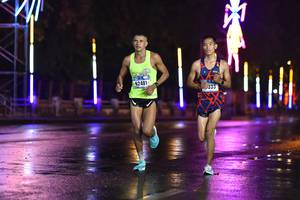 BIB: 2401, 333
                            <button type="button" onclick="openModal(17154627)" class="btn btn-primary btn-sm float-right btn-popup" data-toggle="modal" data-target=".modal-high-quality">
                        <i class="fas fa-shopping-cart"></i> Add to Cart
                    </button>
                                            <button type="button" onclick="isThisMe(17154627, true)" class="btn btn-success btn-sm float-right btn-popup btn-isme hidden" data-toggle="tooltip" data-placement="bottom" title="นี่คือรูปของคุณใช่ไหม คลิกที่นี่เพื่อเอาเข้าอัลบั้ม">
                        <i class="fas fa-plus"></i> Add to album
                    </button>
                    <button type="button" onclick="isThisMe(17154627, false)" class="btn btn-warning btn-sm float-right btn-popup btn-isnotme hidden">
                        <i class="fas fa-ban"></i> Remove from album
                    </button>